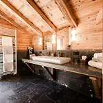 Alpenchalet 라우리스